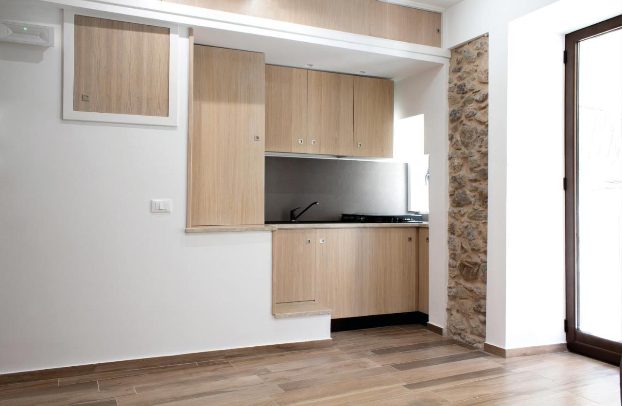 Апартаменты Cortile Osterio XIV Чефалу Экстерьер фото